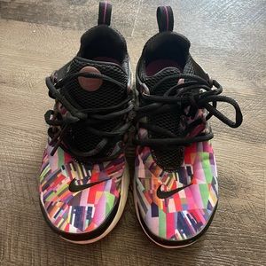 Multicolored Nike Air Prestos 4Y